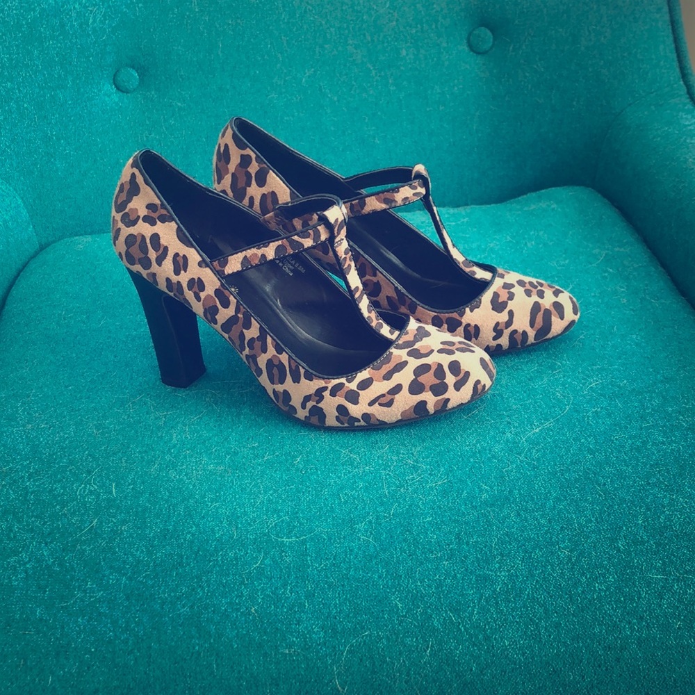 Shoedazzle heels